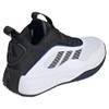 Own The Game 3 von adidas