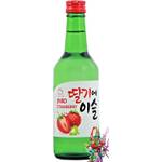 Hitejinro Jinro Soju Strawberry
