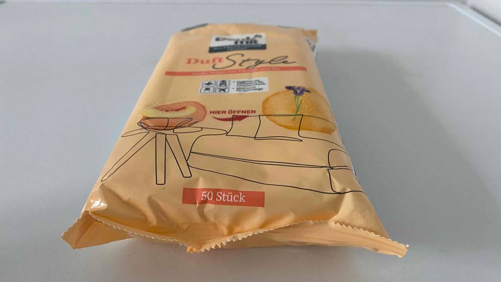 Feuchttücherpackung von Seite