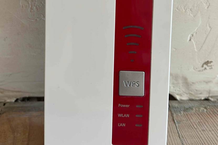 Wlan-Repeater von Vorne