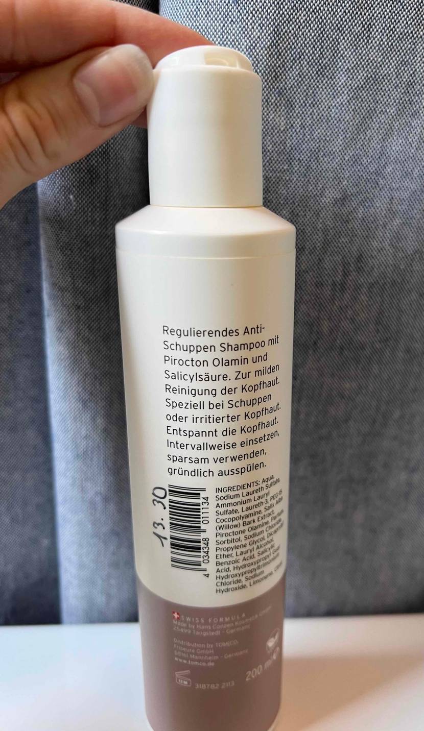 Inhaltsstoffe von einem antischuppenshampoo
