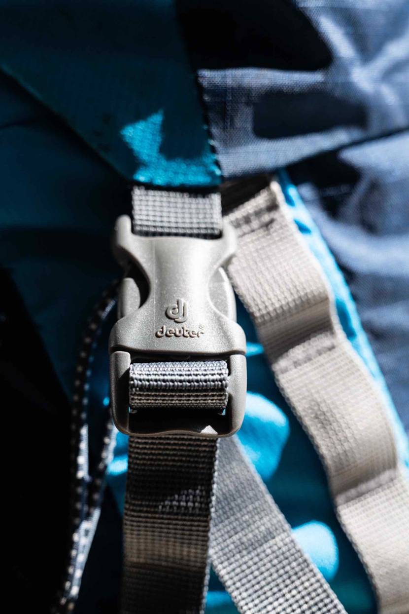 backpacking-rucksack mit Verschlüssen