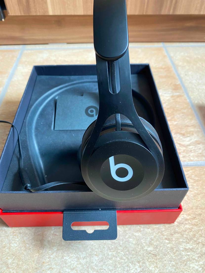 beats-kopfhoerer in Verpackung