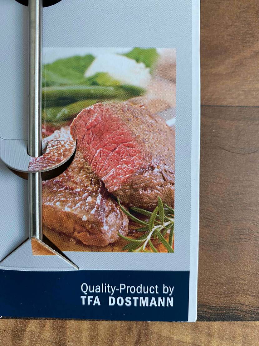 Bratenthermometer im Test: Ausschnitt aus der Verpackung des Geräts.