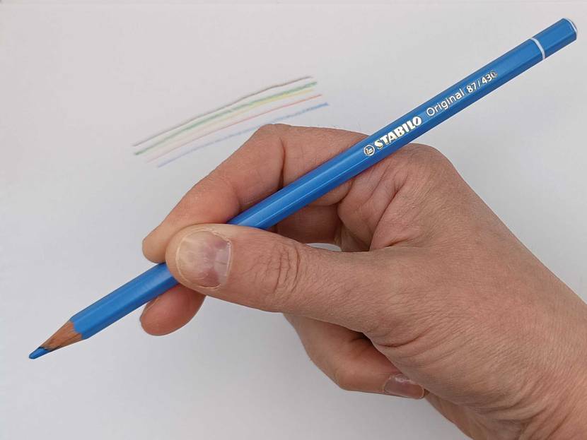 Buntstift beim malen