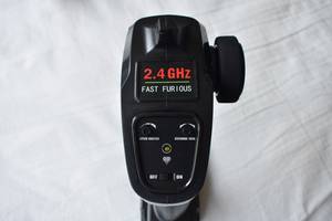 Fernbedienung DEERC Ferngesteuertes Auto