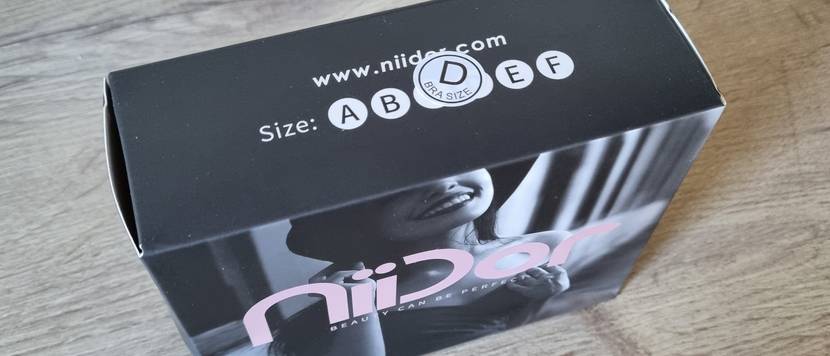 Niidor Selbstklebender BH