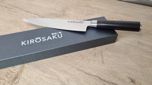 Messer auf Verpackungsbox