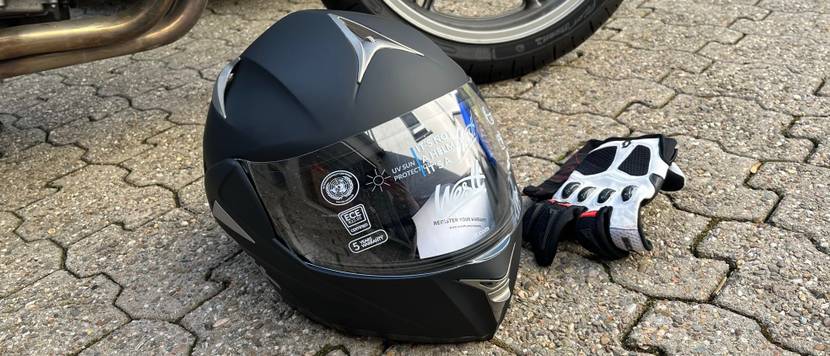 Westt Torque Motorradhelm