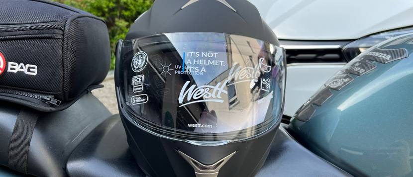 Westt Torque Motorradhelm