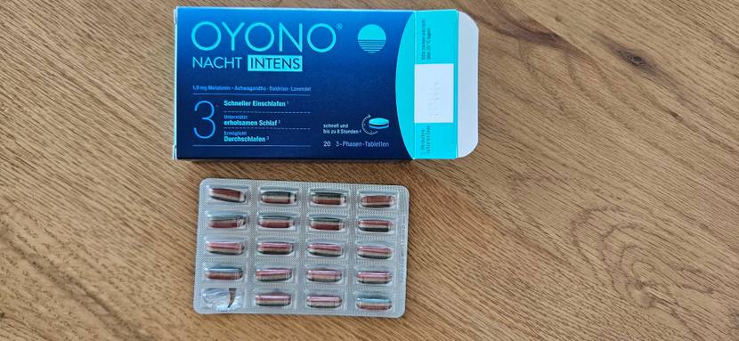 Getestetes Schlafmittel befindet sich in einer blauen Verpackung.