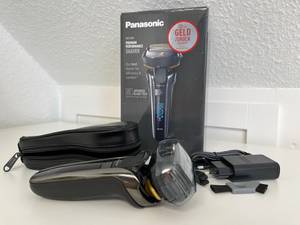 Der Panasonic ES-LV6Q ist inklusive einer Vielzahl an praktischem Zubehör erhältlich.