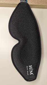 schwarze Schlafmaske