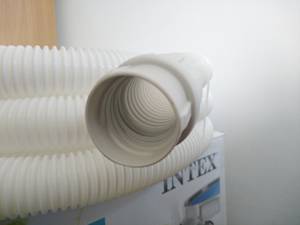 Schlauch des Poolsaugers im Detail