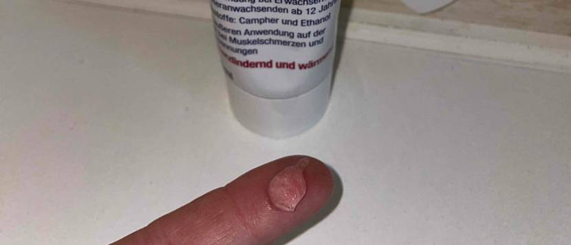 schmerzgel-auftragen