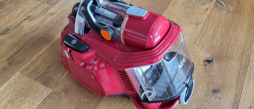 AEG LX7-2-CR-A Staubsauger ohne Beutel
