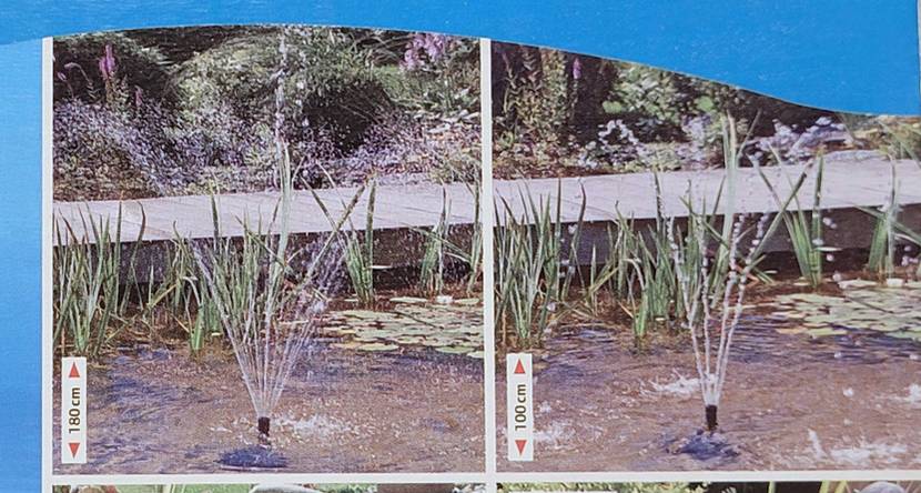 Teichpumpe getestet: Nahaufnahme der Informationsbilder auf der Originalverpackung.