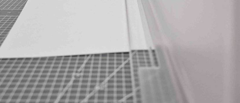 Leitz-Papierschneidemaschine.